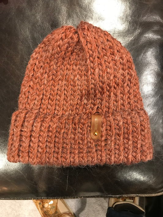 ORANGE HAT WITH ANXIOUSLOOMERS TAG