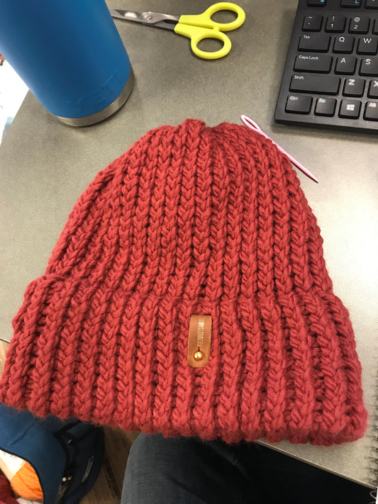RED HAT WITH ANXIOUSLOOMERS TAG
